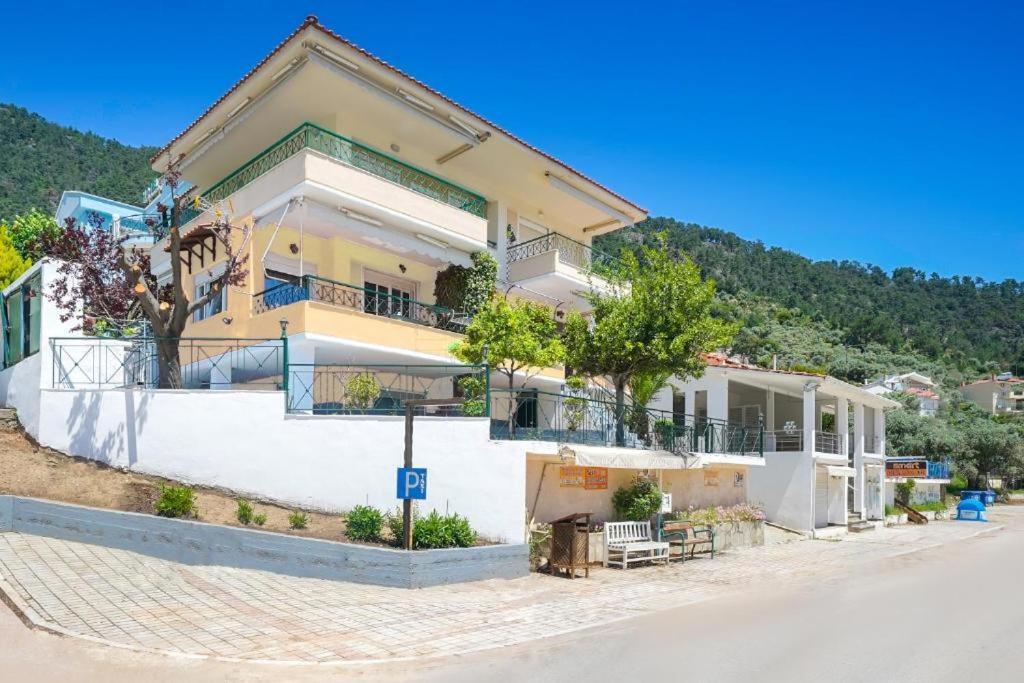 Golden Beach Maisonettes Villa Khrysi Ammoudia Eksteriør bilde